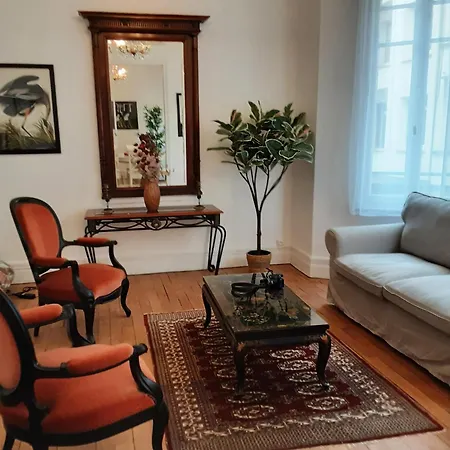 Les 4 Chemins Apartmán